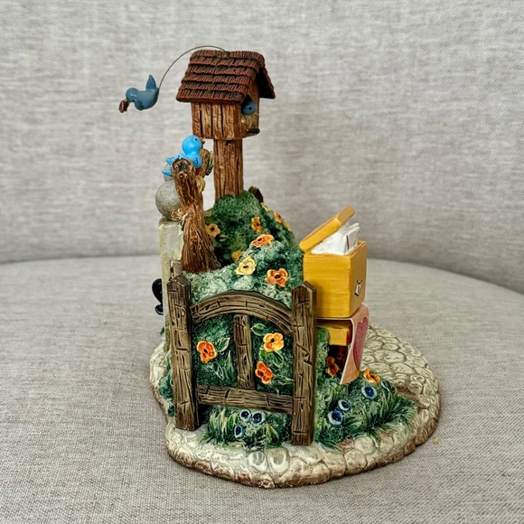 Love Letters - Goebel M. I. Hummel Special Edition Musical Hummelscape 2002 - Picture 10 of 16